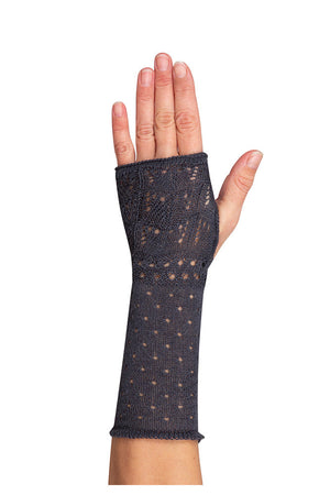 OPHELIA WRISTWARMER MODELLED